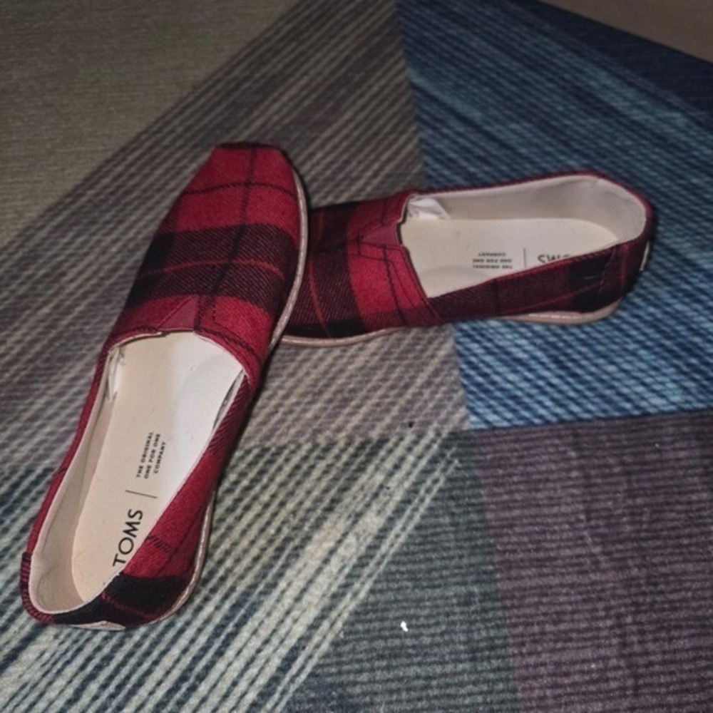 Shoe - Picture 4 of 5
